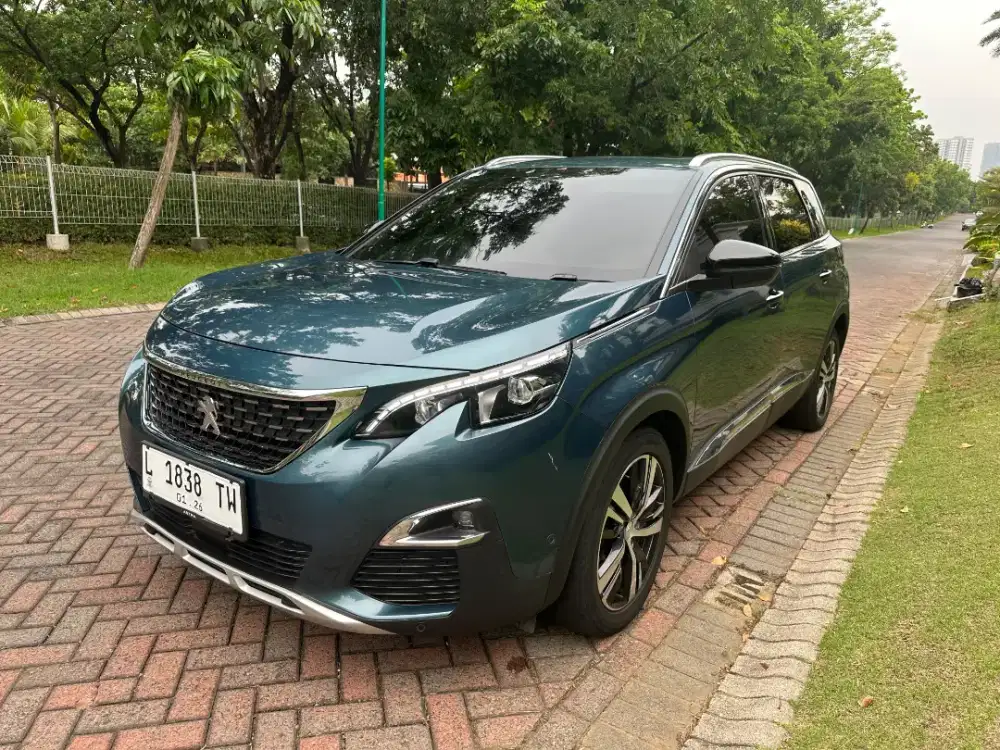 Peugeot 5008 allure plus 2020