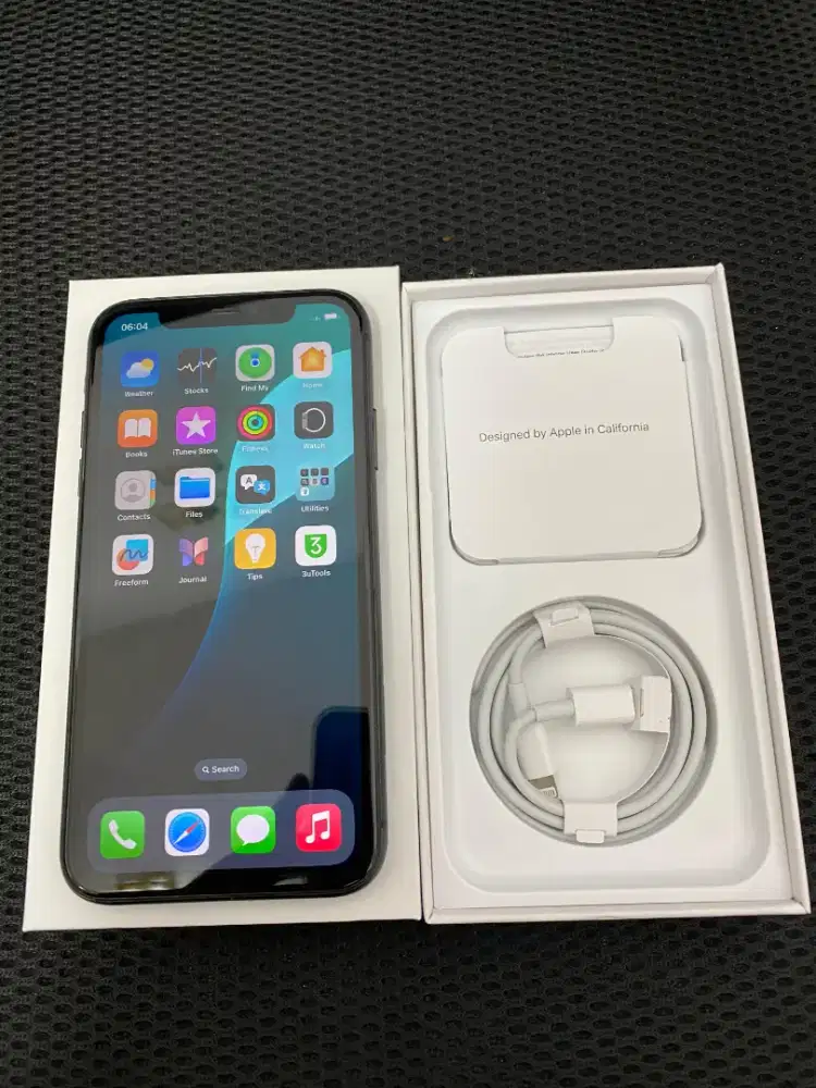 IPHONE 11 64GB BLACK NEGO