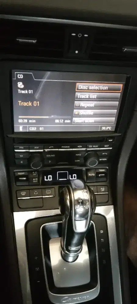 Jasa servis lcd/layar buram panggilan