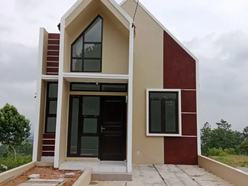 RUMAH YANG MENAWARKAN VIEW KOTA BANDUNG, pembayaran bisa KPR Bank