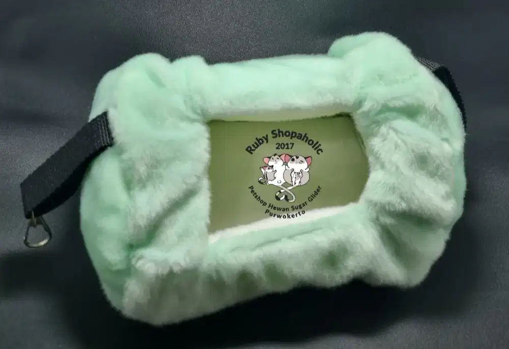 Pouch sugar glider