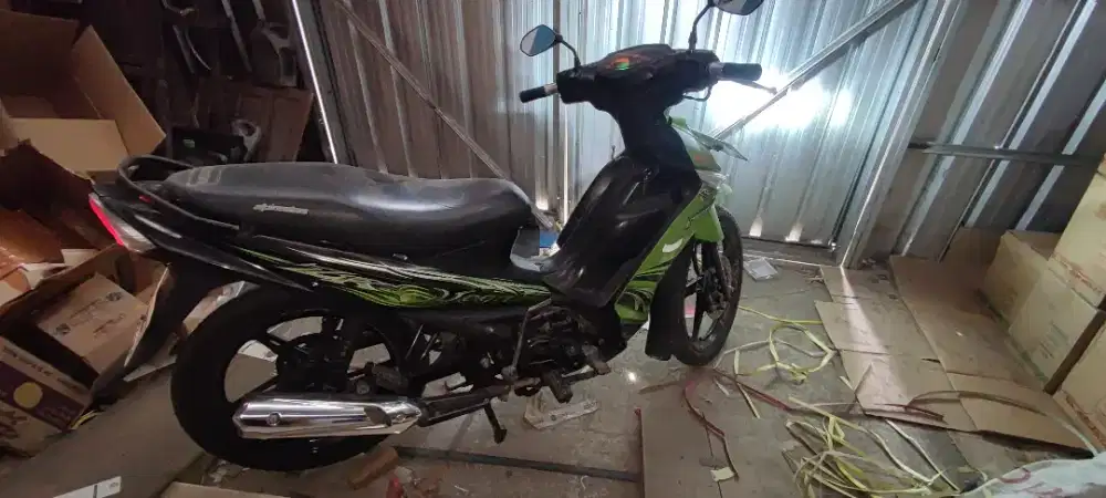 Vega ZR 2011 Hijau