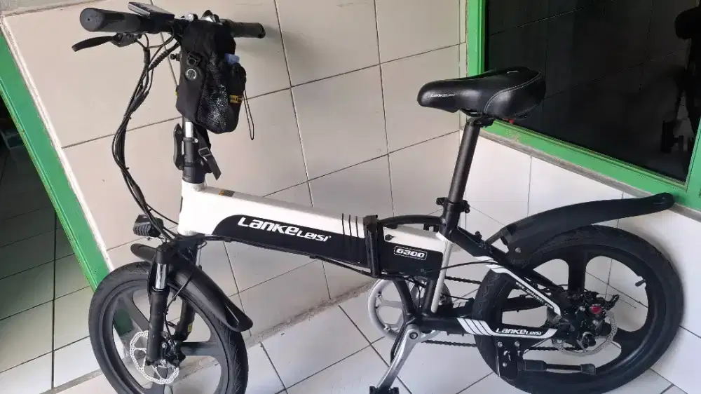 Sepeda listrik lankeleisi G300