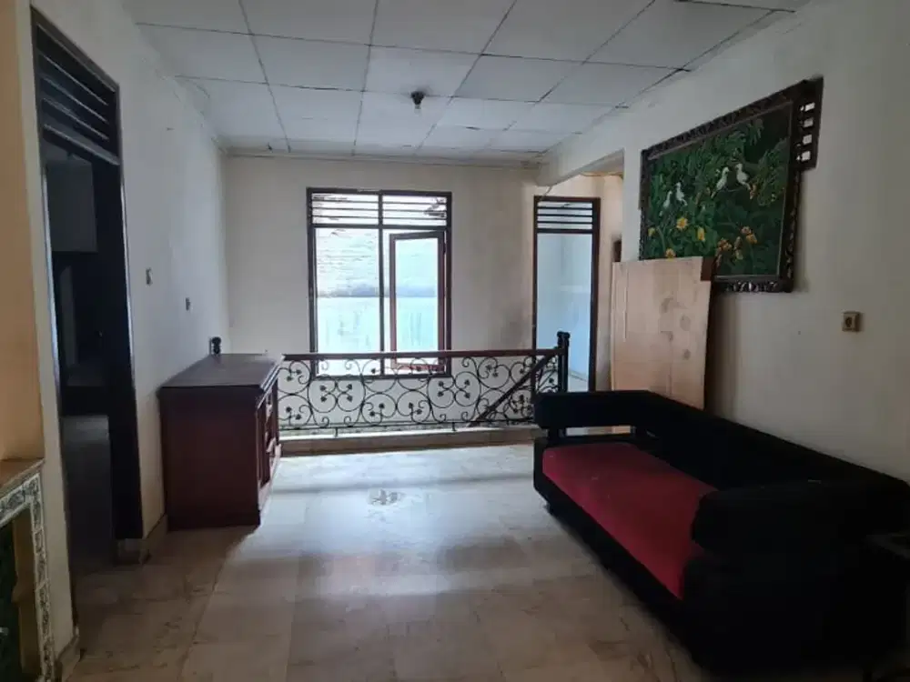 Disewakan Rumah di Komplek Walikota Kelapa gading