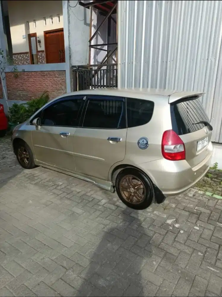 Honda Jazz 2004 Bensin