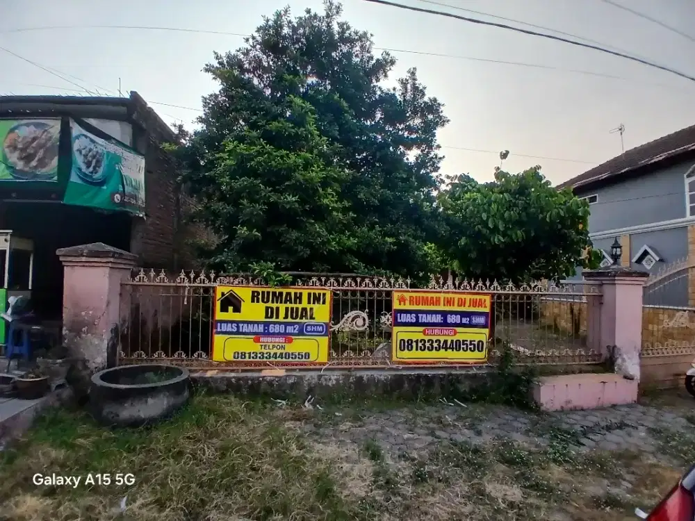 Dijual rumah 680 m2 pinggir jalan besar