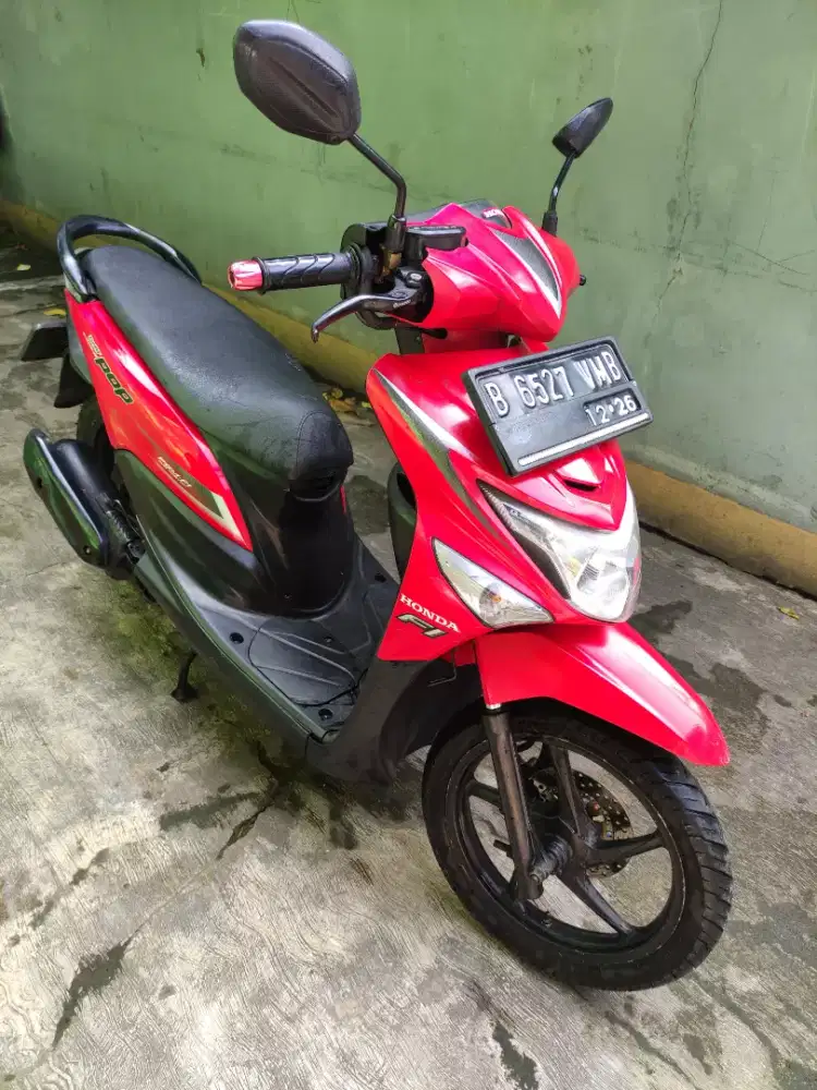 Beat POP 2016 merah merona
