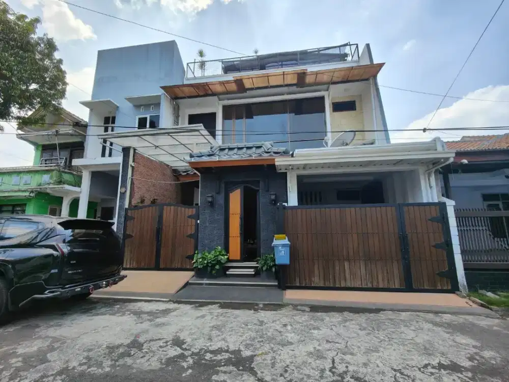 Rumah dijual Lokasi Sangat Strategis di Sulfat Blimbing Kota Malang