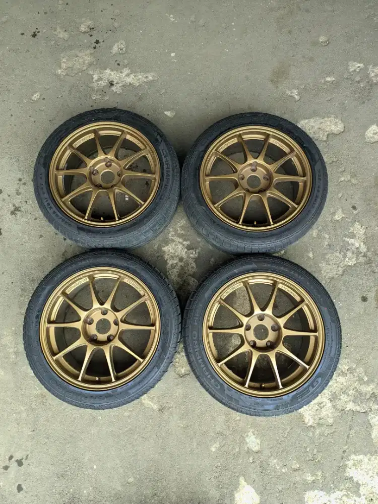 Velg Bekas Wedsport TC105sn R17 + Ban Bekas