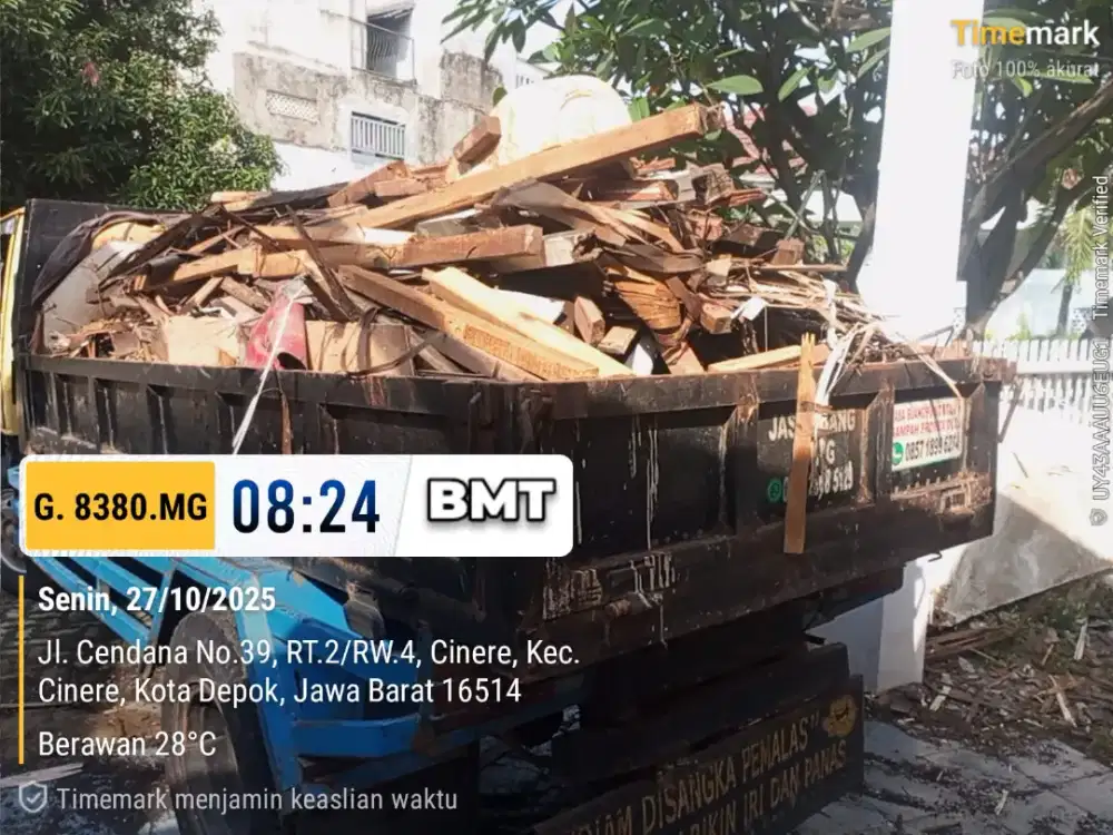 Jasa buang puing dan buang sampah