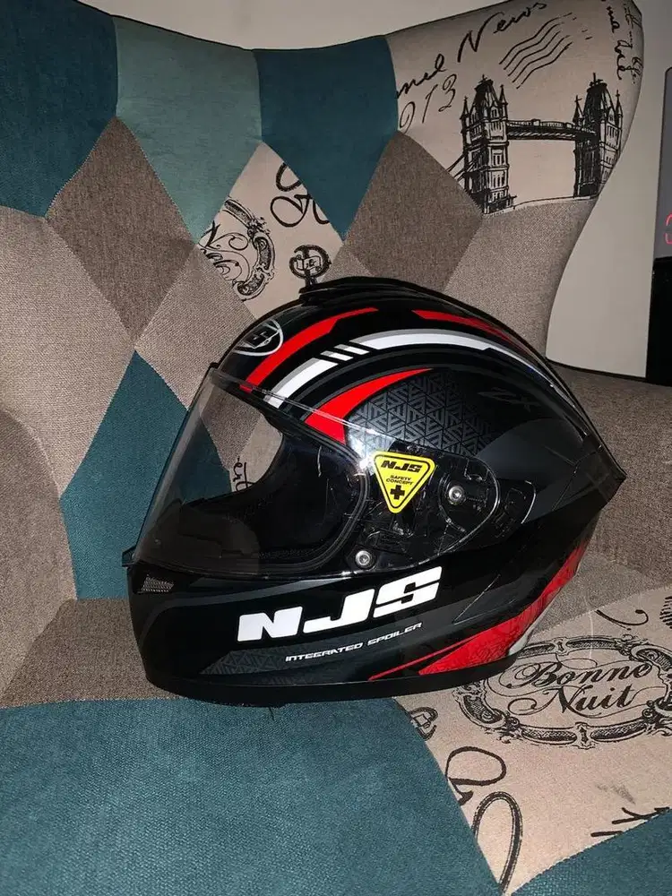 Helm njs zx1 size m