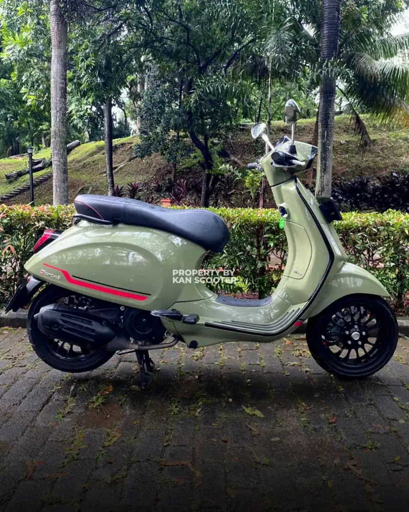 JUAL MURAH VESPA SPRINT S 150 iGET ABS FACELIFT 2022 MULUS