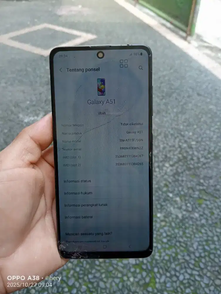 Jual butuh hp Samsung a51 ram 6/128 minus retak sentuhan Normal