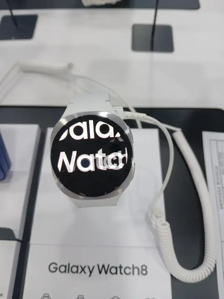 SAMSUNG GALAXY WATCH 8