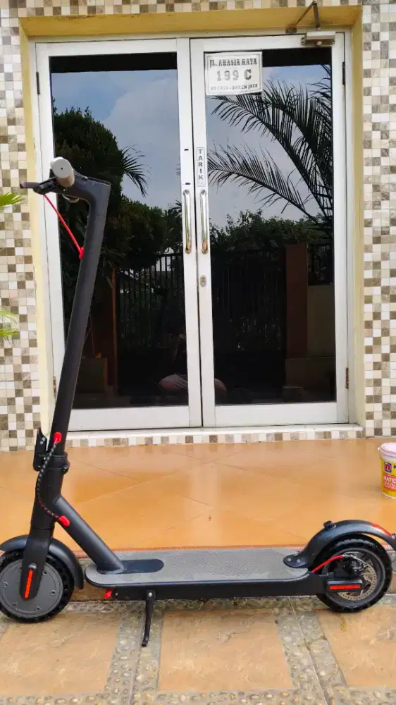 E scooter listrik youfs dgn 3 mode kecepatan - bisa nego