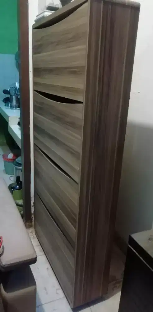 Lemari Sepatu 4 Laci Informa