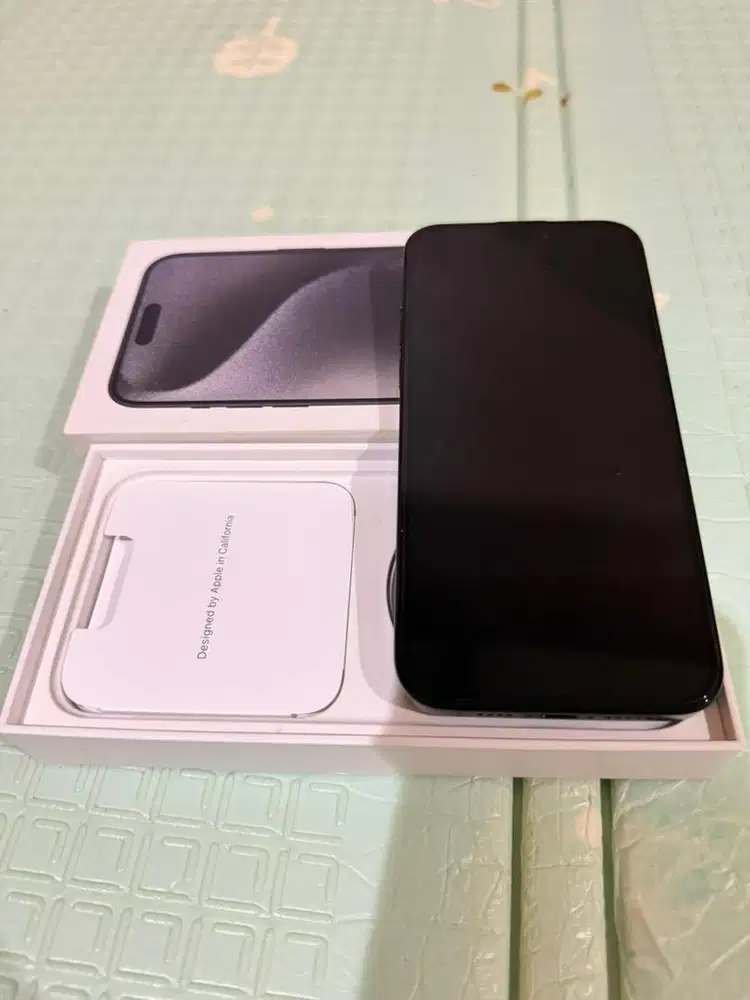 iPhone 15 Pro Max black titanium 256GB Mulus — Depok — 16 Jt Nego