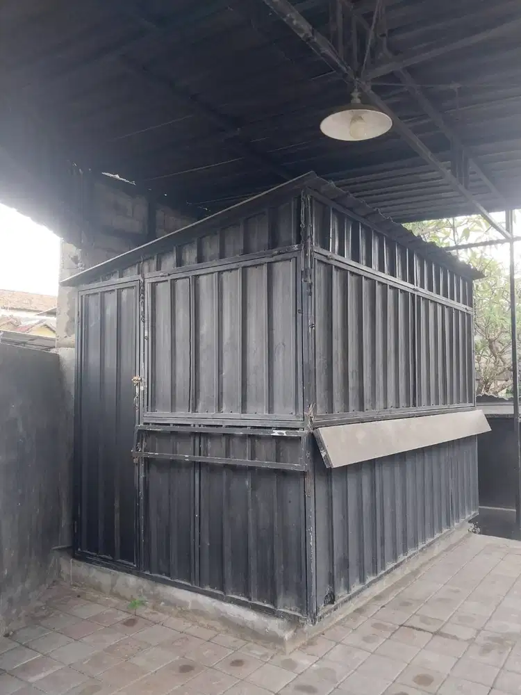 Rombong Container