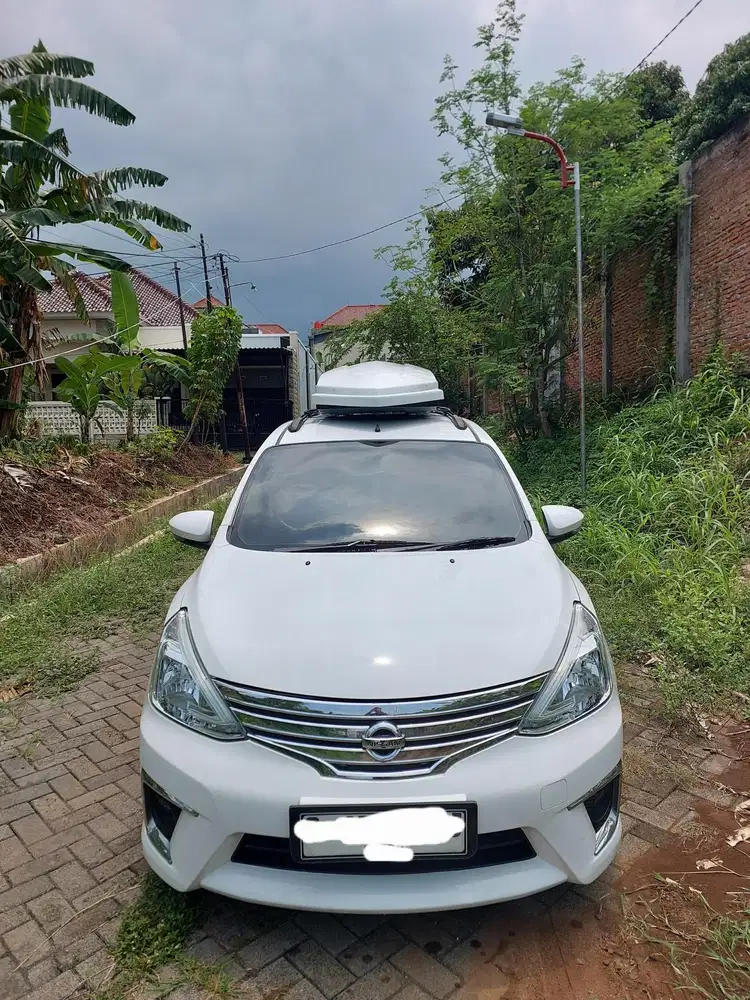 Nissan Grand livina 2015 Bensin