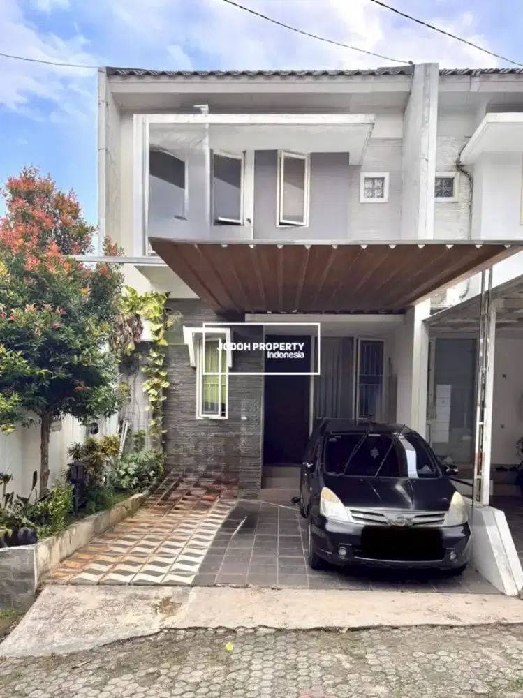 JUAL RUMAH SECOND DI WILAYAH CIRENDEU DEKAT MRT LEBAK BULUS