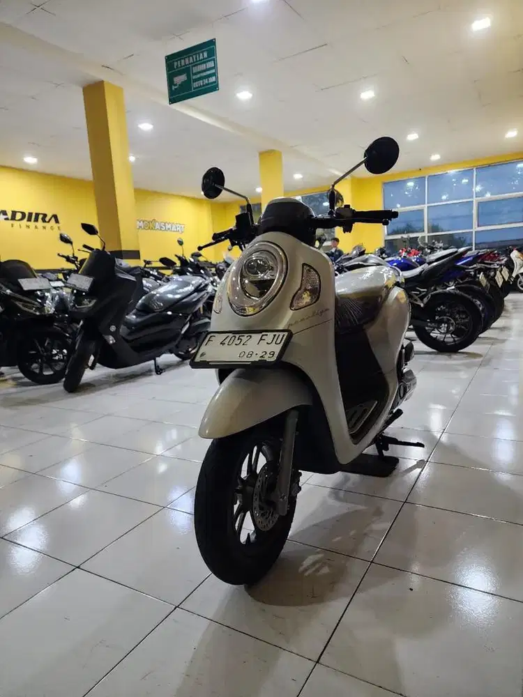 YUHUUU READY CAKEUP