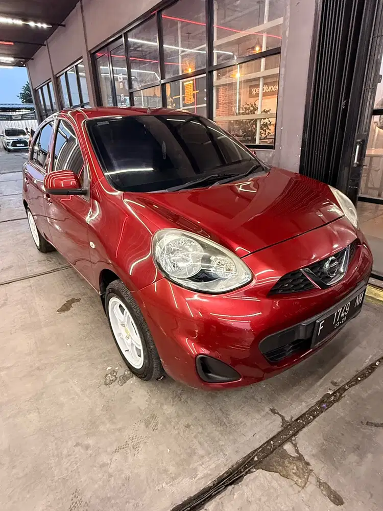 Nissan March 2015 Bensin