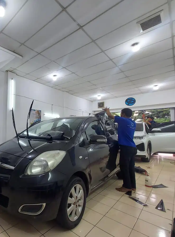 Toyota Yaris 2010 Bensin