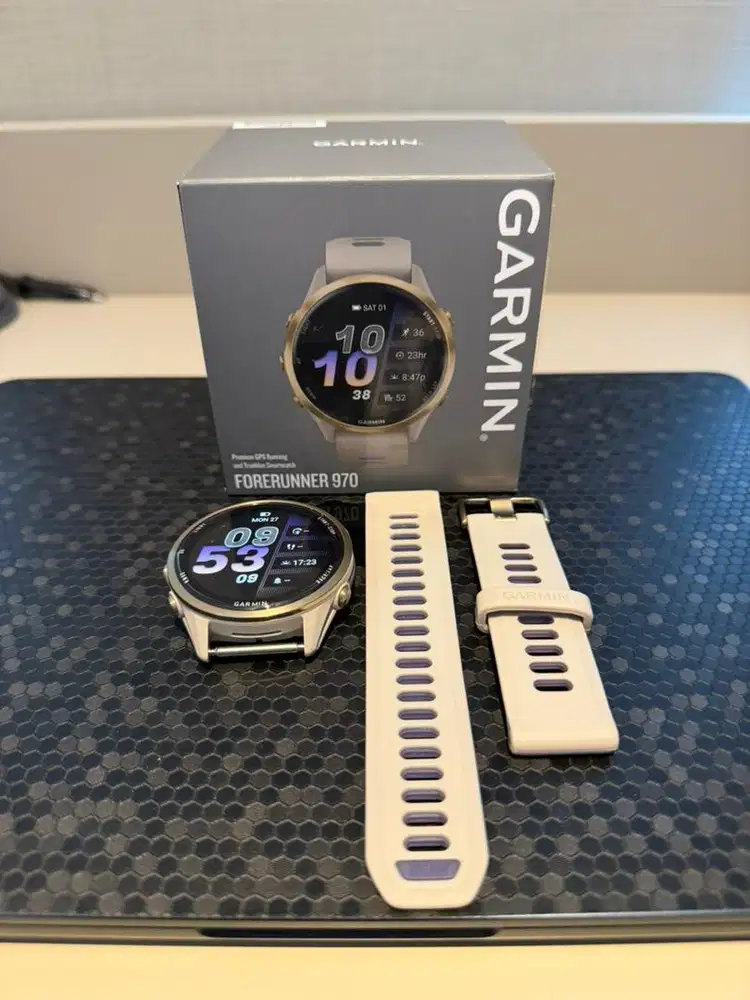 Garmin FORERUNNER 970 Gray