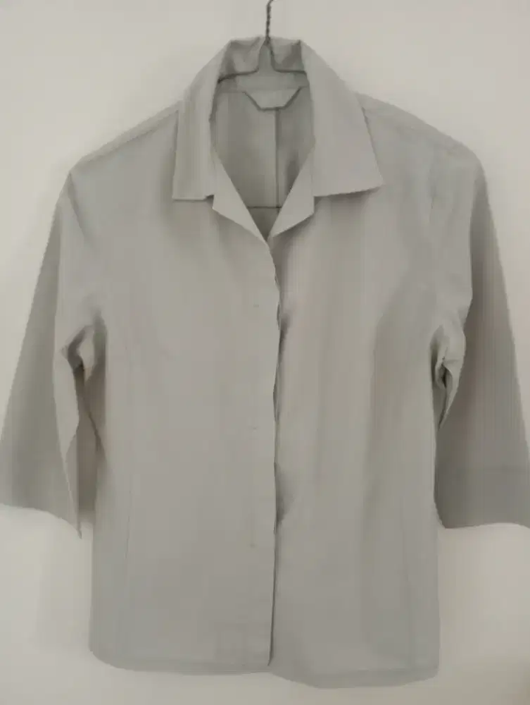 Kemeja polos warna abu abu