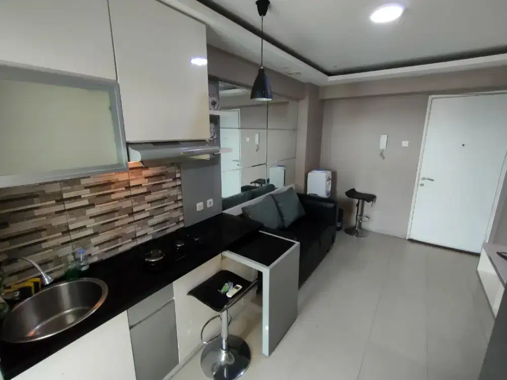 Sewa 2 kamar furnish Apartment Bassura City