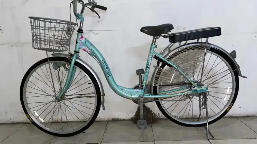 WIMCYCLE SEPEDA WANITA REMAJA UK 26 GOOD CONDITION