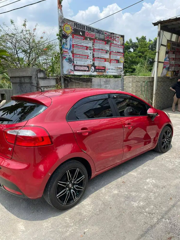KIA Sedan Matic RIO SE 1.4T