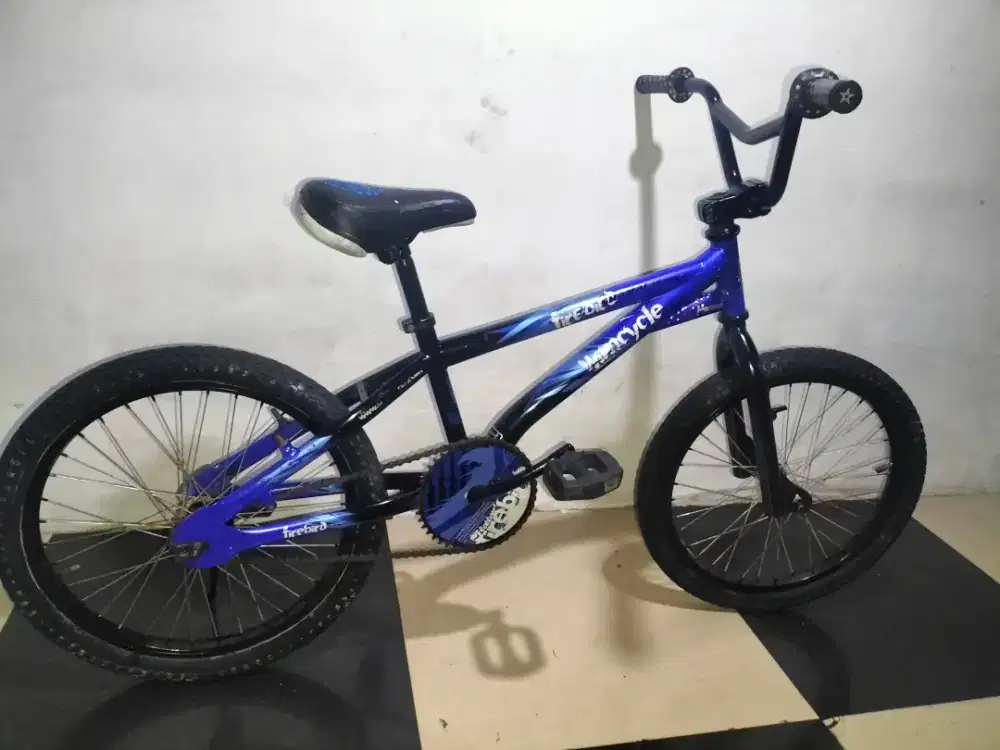 Sepeda BMX ukuran 20 rem tarpedo kondisi t