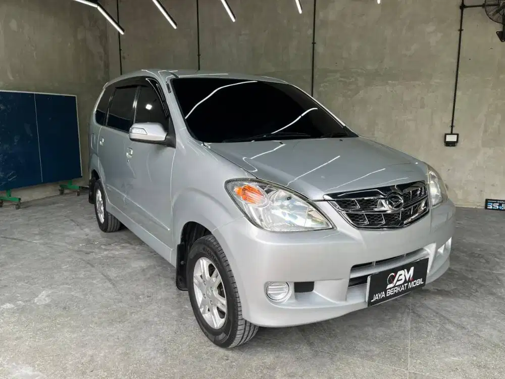 DAIHATSU XENIA 1.3 XI DELUXE AT 2009