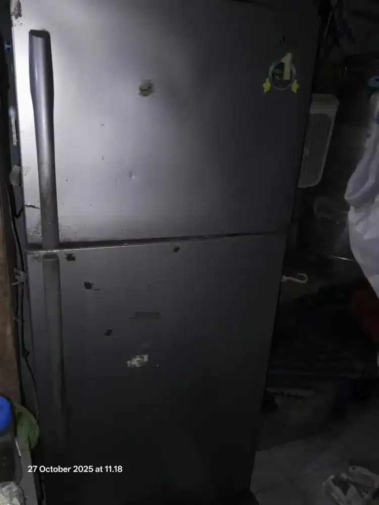 Kulkas LG besar 2 pintu GR B602YLC