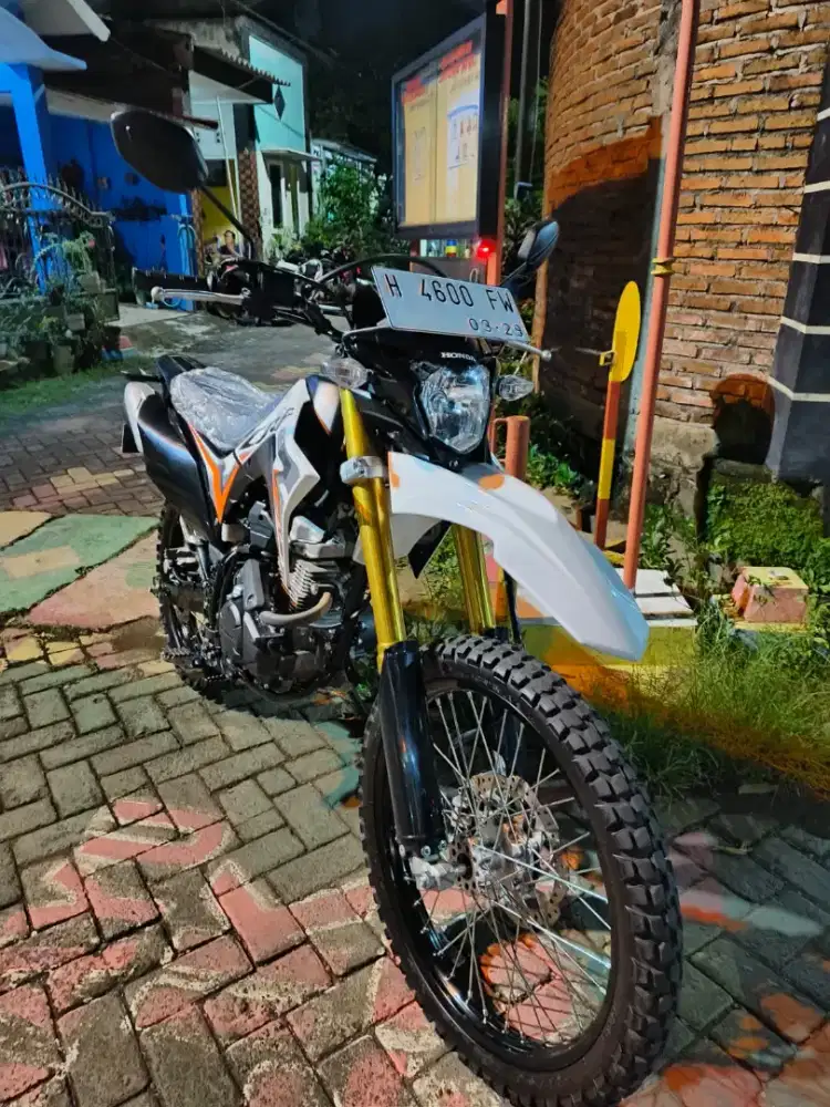 HONDA CRF 150L 2024