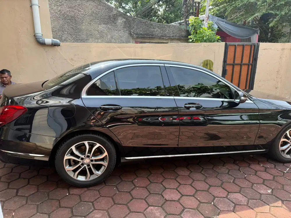 Mercedes-Benz C200 2014 Bensin