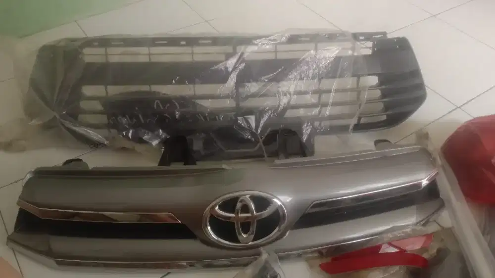 Grill Toyota Inova reborn