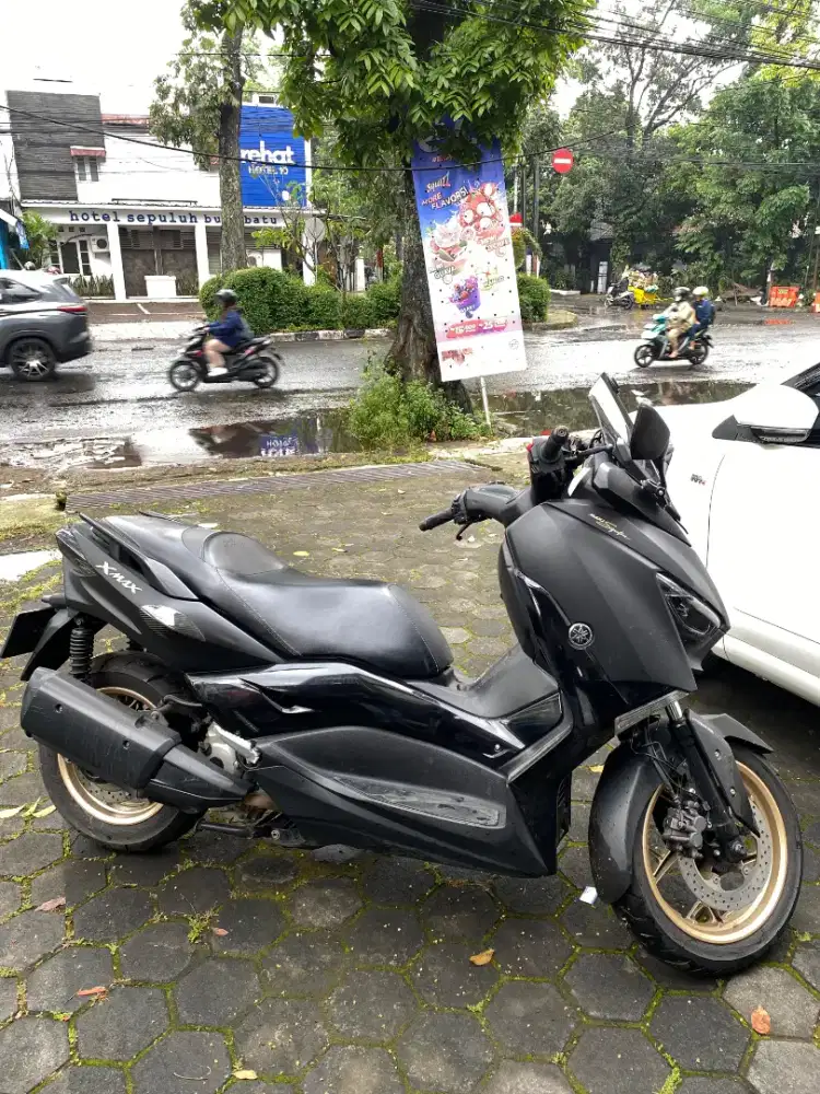 Yamaha Xmax old 2020