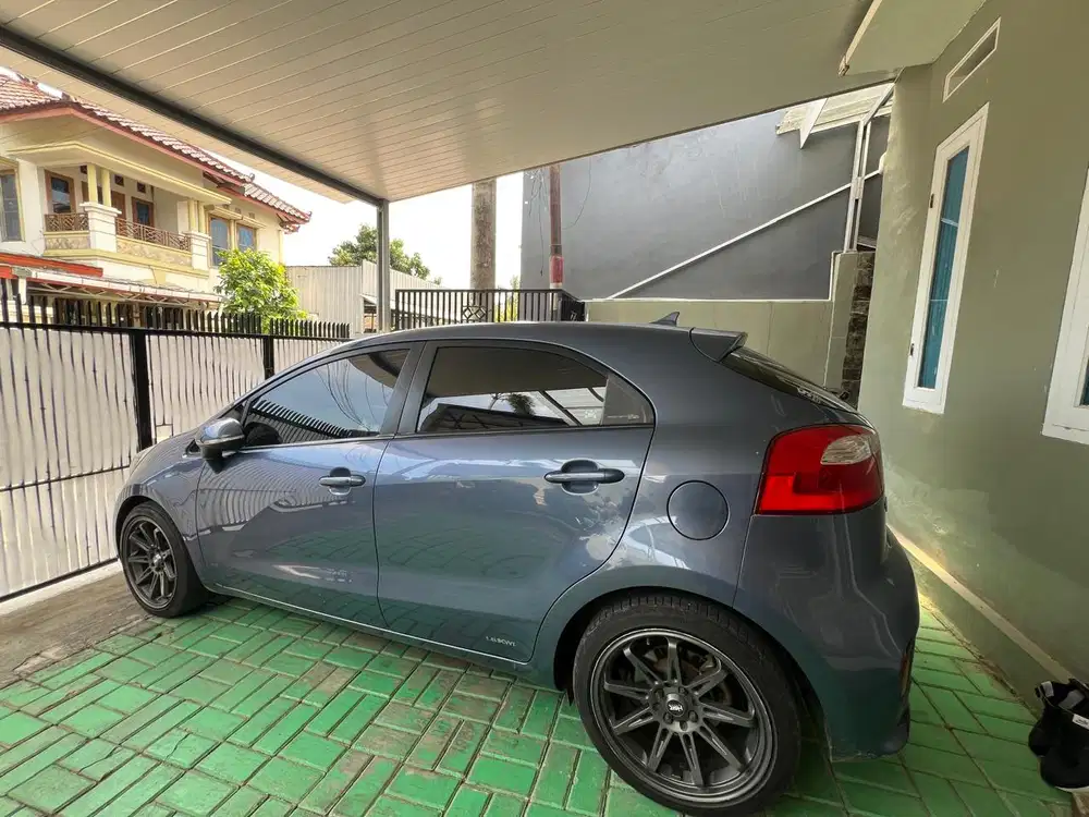 Kia Rio 2016 Bensin