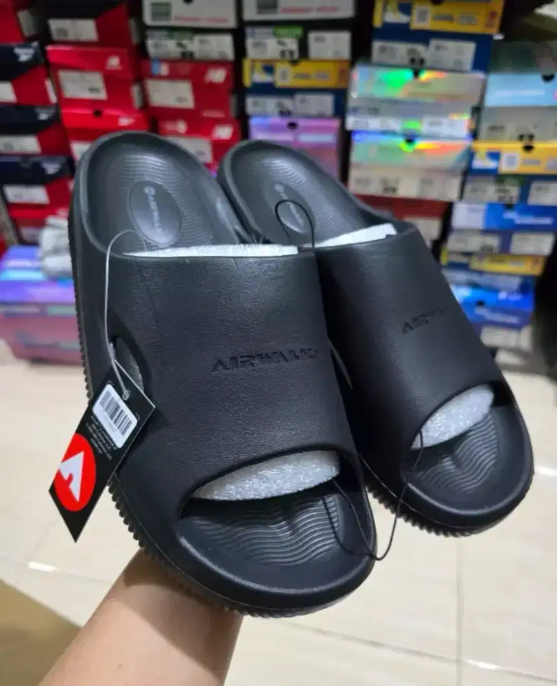 SANDAL PRIA AIRWALK BLACK 43 WATER PROFF LIMITED EDITION (NEW)