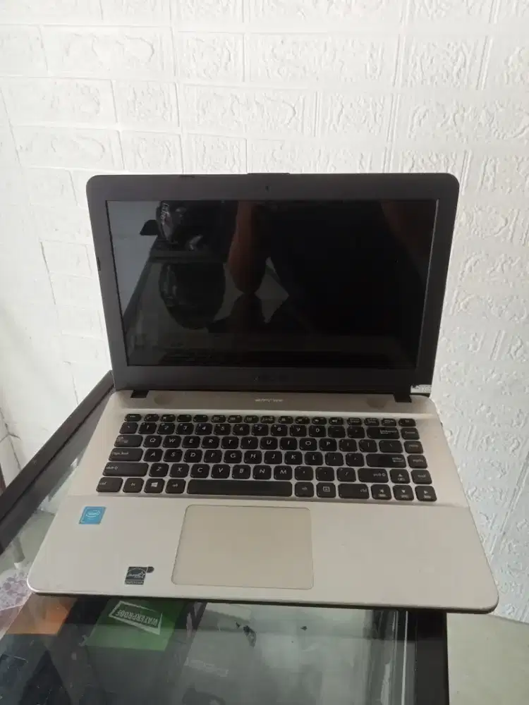 Laptop Asus x441n