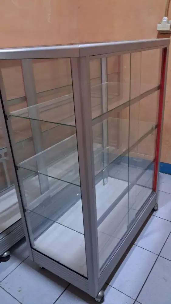 Jual Murah Etalase Plus Roda [80CM]