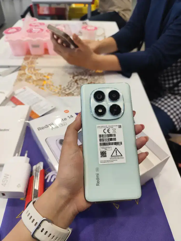 Redmi note 14 pro 5g ram 12/512. Bisa kredit tanpa dp bunga mulai 0%
