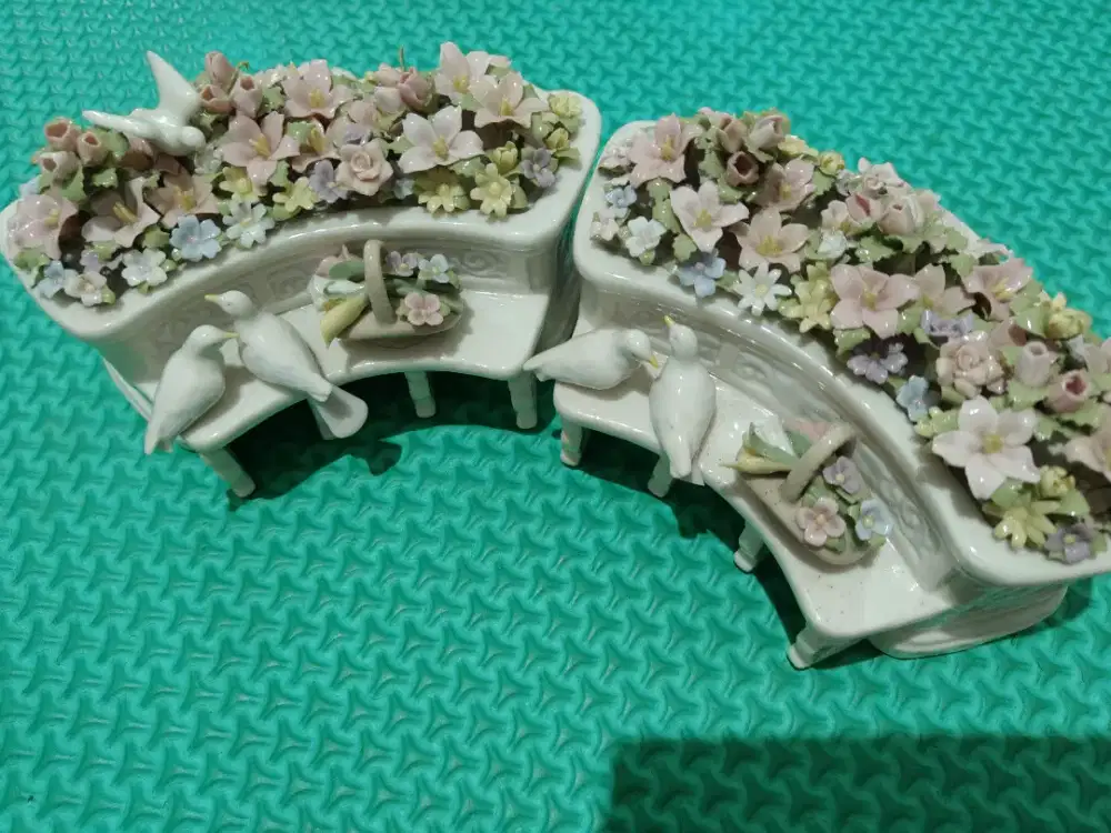 Jual sepasang kotak musik bunga