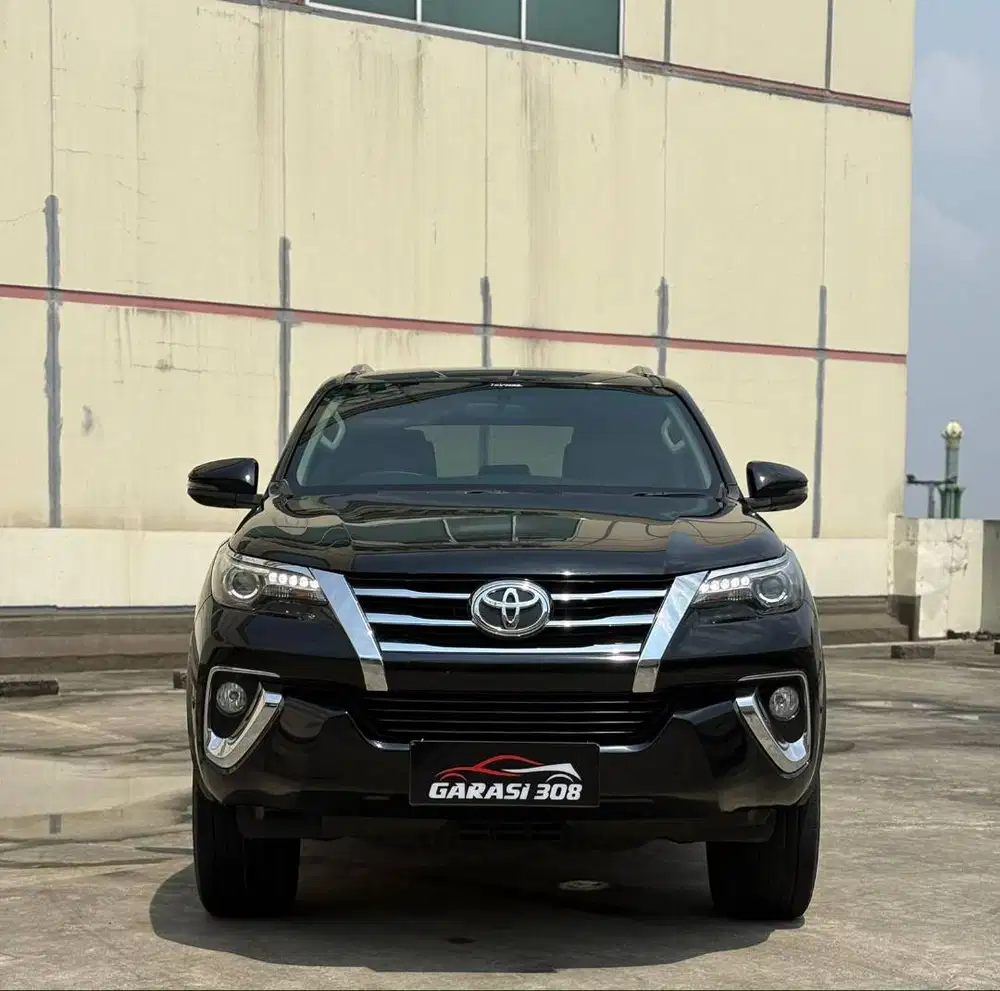 Toyota Fortuner 2.4 VRZ AT Diesel