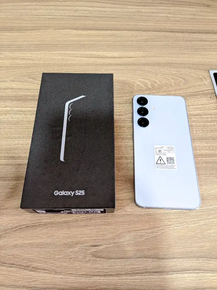 Samsung S25 RAM 12/256GB LIKENEW SEIN