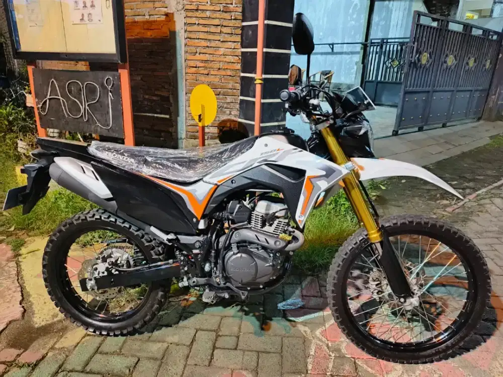 HONDA CRF 150 L 2024