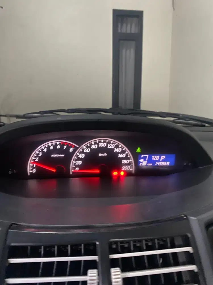 Toyota Yaris 2012 Bensin