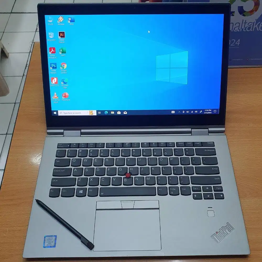 Laptop Merk Lenovo X1 Yoga 3rd Core i5 GEN 8 LAYAR 14 inch DL-MRG